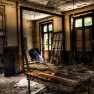 Заброшенное здание университета
